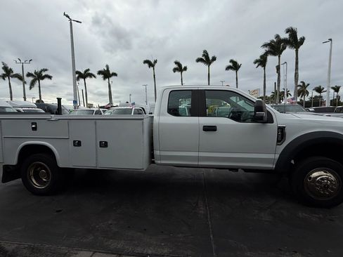 Used 2017 Ford F450 XL w/ Power Equipment Group image 7