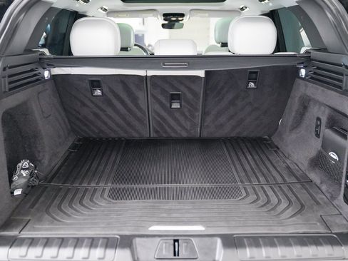 Used 2023 Land Rover Range Rover Sport SE image 34