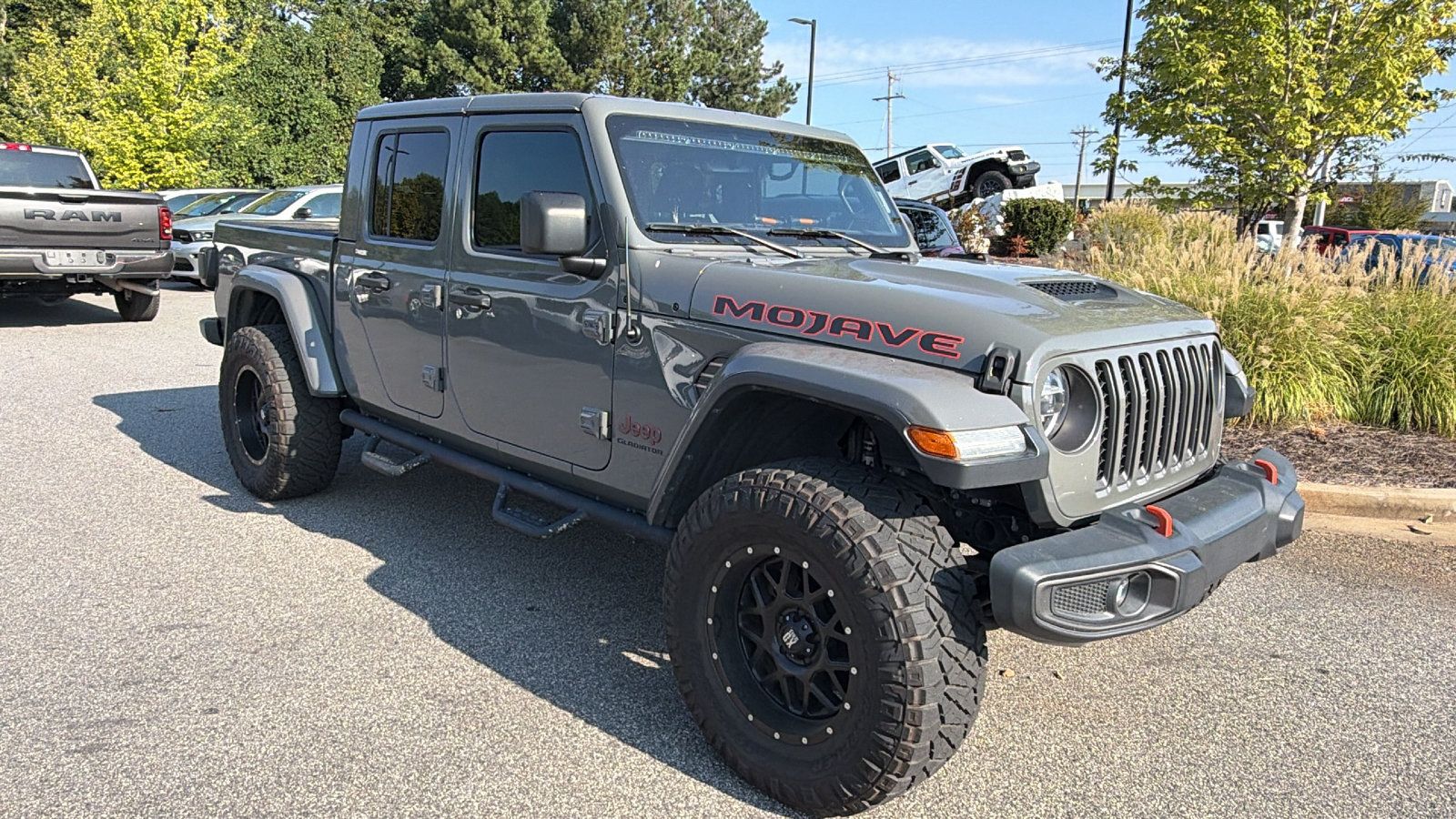 Used 2020 Jeep Gladiator Mojave AWD/4WD image 5