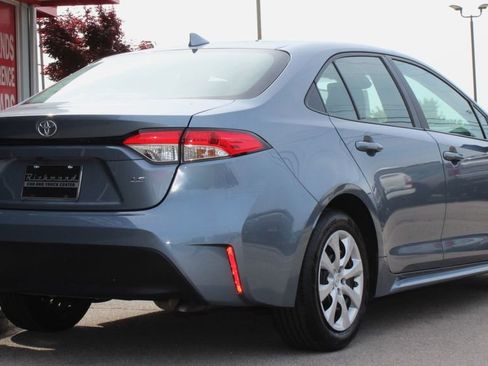 Used 2024 Toyota Corolla LE FWD image 11
