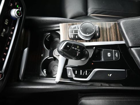 Used 2019 BMW 530i xDrive w/ Convenience Package image 24