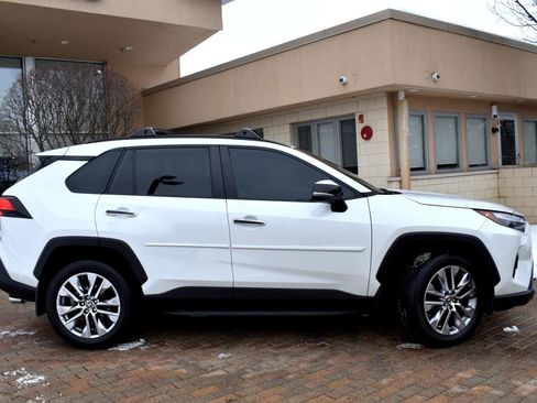 Used 2023 Toyota RAV4 Limited image 13