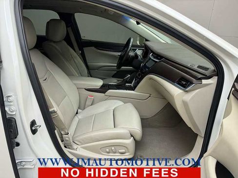 Used 2014 Cadillac XTS Premium image 20