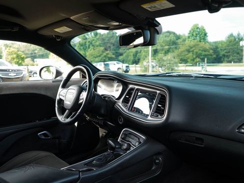 Used 2016 Dodge Challenger R/T w/ Blacktop Package RWD image 10