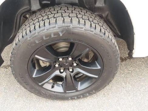 Used 2023 RAM 1500 Big Horn AWD/4WD image 15