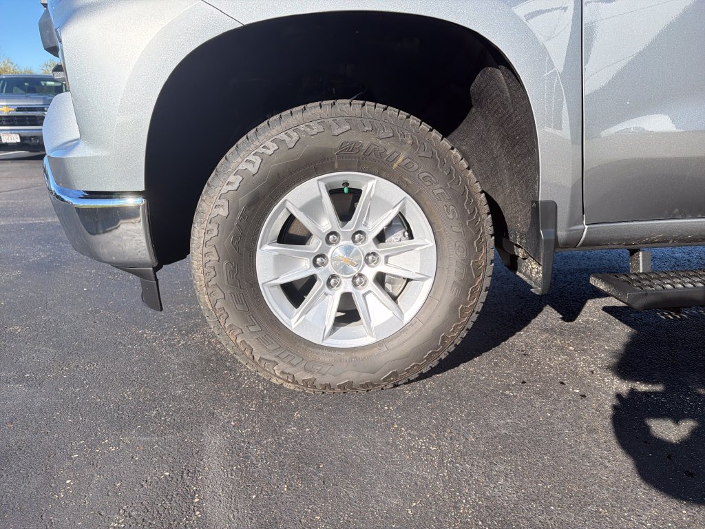 Certified 2024 Chevrolet Silverado 1500 W/T w/ WT Value Package AWD/4WD image 26