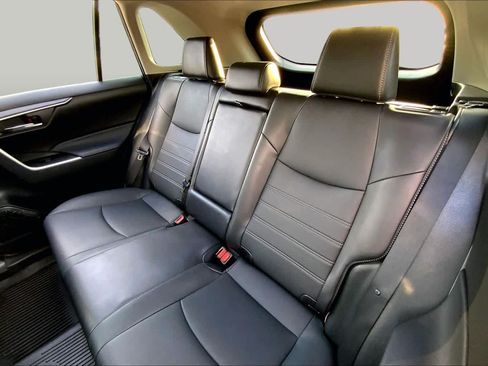 Used 2022 Toyota RAV4 XLE Premium FWD image 21
