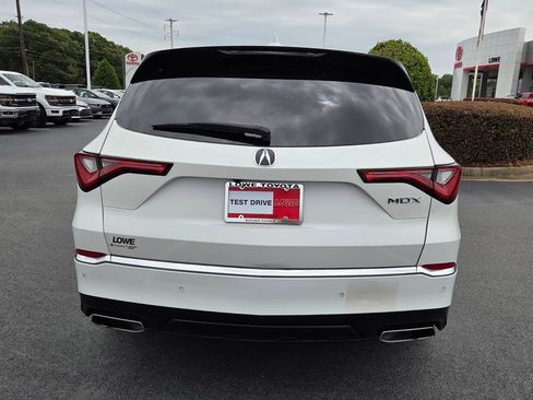 Used 2023 Acura MDX FWD w/ Technology Package image 10