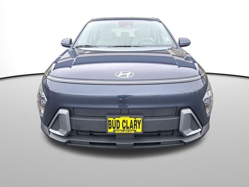 New 2026 Hyundai Kona SE image 9