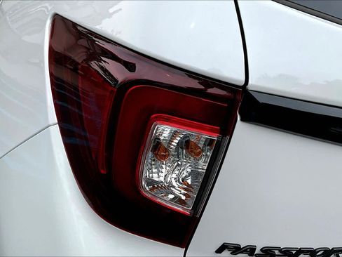 Certified 2025 Honda Passport Black Edition image 29