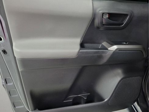 Certified 2023 Toyota Tacoma SR5 image 10