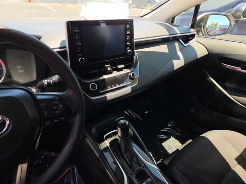 Used 2020 Toyota Corolla LE w/ Carpet Mat Package (TMS) FWD image 10