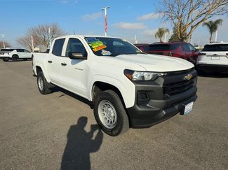 Used 2023 Chevrolet Colorado W/T video 1
