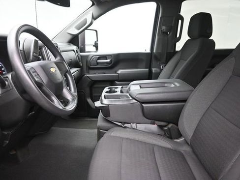 Used 2024 Chevrolet Silverado 2500 Custom w/ Custom Value Package AWD/4WD image 16