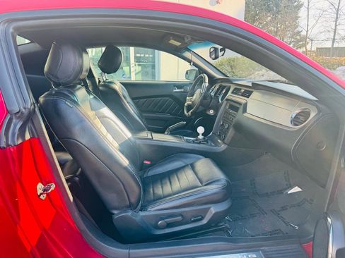 Used 2013 Ford Mustang GT Premium w/ Brembo Brake Pkg image 14