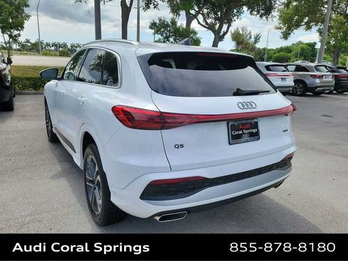 Certified 2025 Audi Q5 Premium w/ Convenience Package AWD/4WD image 6