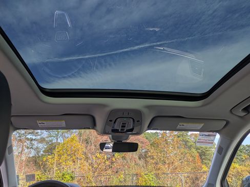 Used 2019 Audi Q5 Prestige w/ Prestige Package image 25