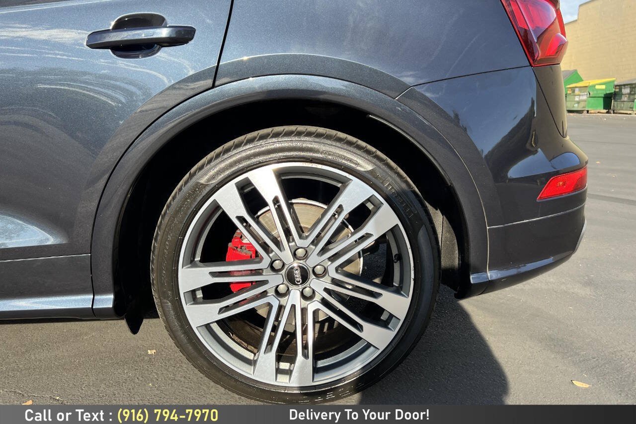 Used 2018 Audi SQ5 Prestige w/ Prestige Package AWD/4WD image 10