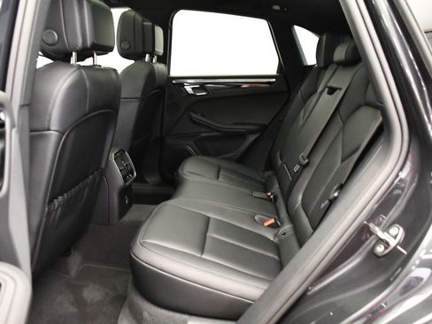 Certified 2025 Porsche Macan Turbo image 44