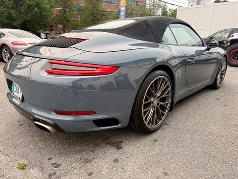 Used 2017 Porsche 911 Carrera image 9
