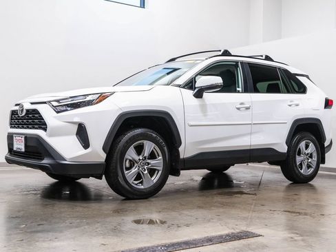 Certified 2024 Toyota RAV4 XLE w/ Convenience Package AWD/4WD image 3