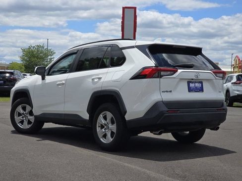 Used 2020 Toyota RAV4 XLE FWD image 16
