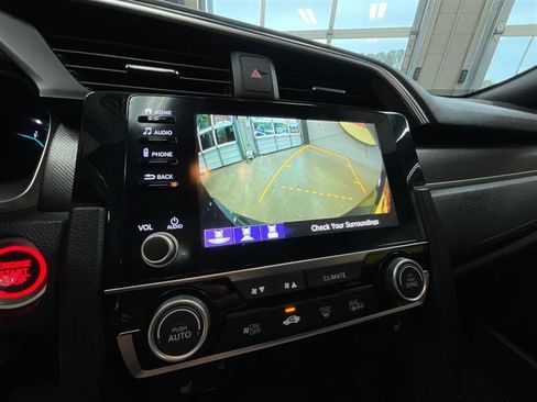 Used 2019 Honda Civic EX image 17