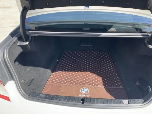 Used 2016 BMW 750i xDrive image 25