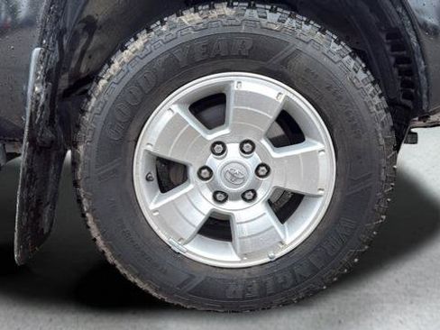 Used 2015 Toyota Tacoma 4x4 Double Cab w/ TRD Sport Package image 23