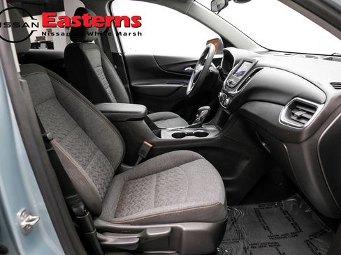Used 2022 Chevrolet Equinox LT FWD image 23