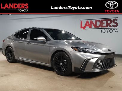 Used 2025 Toyota Camry SE