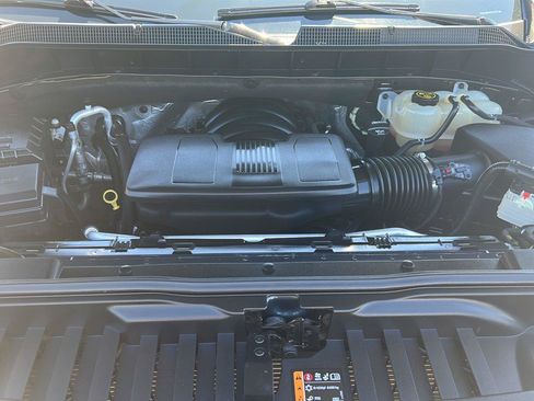 Used 2021 Chevrolet Silverado 1500 RST w/ Z71 Off-Road Package AWD/4WD image 18