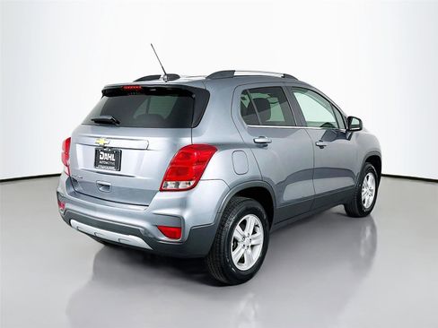 Used 2020 Chevrolet Trax LT image 13