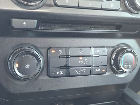 Certified 2018 Ford F150 XL w/ Equipment Group 101A Mid image 18