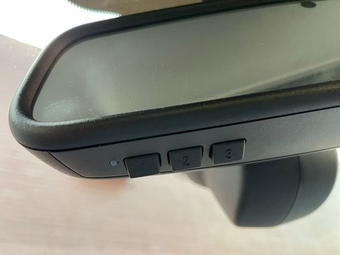 Used 2013 Jaguar XF 3.0 image 31