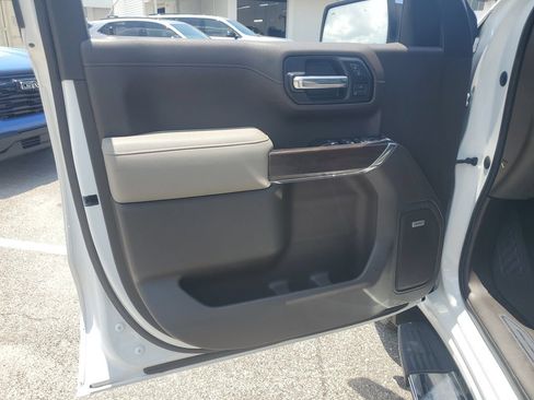 Used 2019 GMC Sierra 1500 SLT w/ SLT Premium Package AWD/4WD image 27
