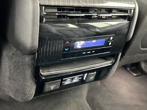 Used 2022 Jeep Wagoneer Series II image 26