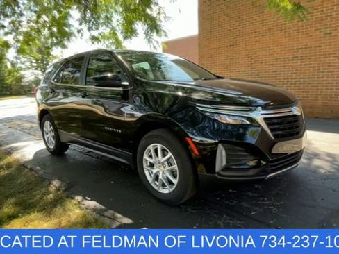 Certified 2024 Chevrolet Equinox LT w/ LPO, Floor Liner Package FWD image 2