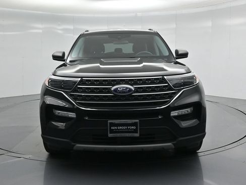 Certified 2023 Ford Explorer XLT w/ Equipment Group 202A RWD image 24