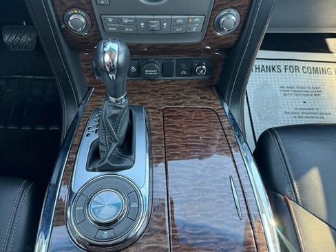 Used 2017 Nissan Armada Platinum image 29