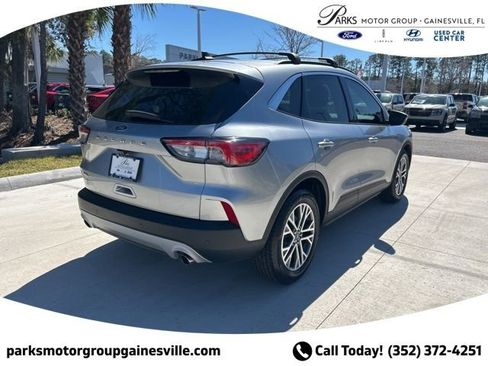 Certified 2022 Ford Escape SEL w/ Technology Package image 4