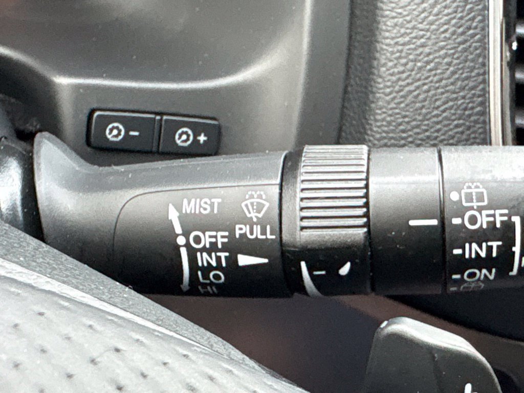 Used 2025 Honda Passport EX-L image 35