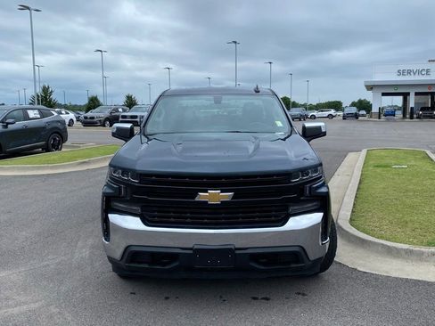 Used 2019 Chevrolet Silverado 1500 LT w/ Texas Edition AWD/4WD image 2