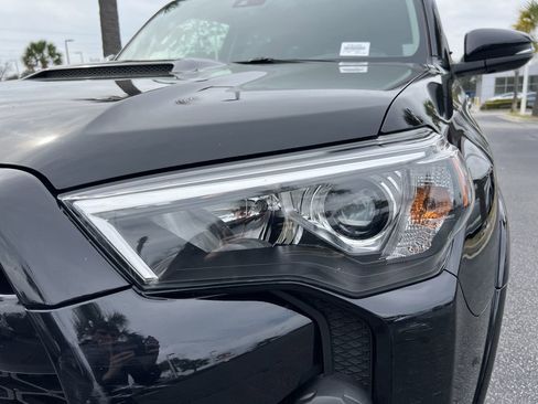 Used 2024 Toyota 4Runner TRD Off-Road Premium image 6