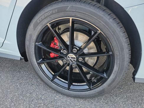 New 2026 Volkswagen Jetta GLI Autobahn FWD image 27