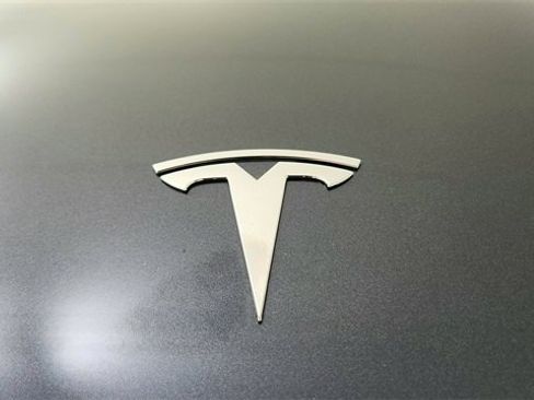 Used 2025 Tesla Model 3 Long Range image 16