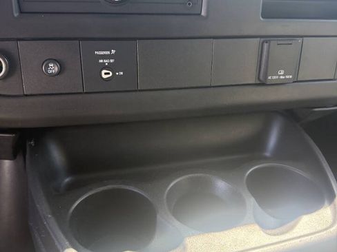 Used 2015 Chevrolet Express 2500 w/ Cold Climate Package RWD image 14