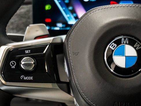 Used 2023 BMW 760i xDrive w/ Executive Package image 20