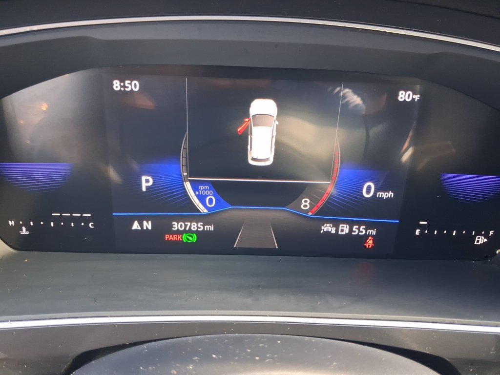 Certified 2023 Volkswagen Tiguan SE R-Line FWD image 24