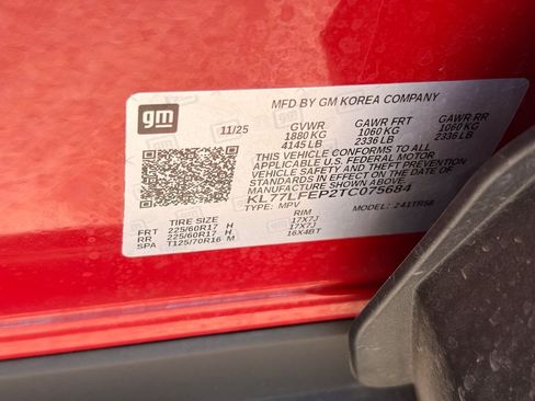 Used 2026 Chevrolet Trax LS FWD image 29